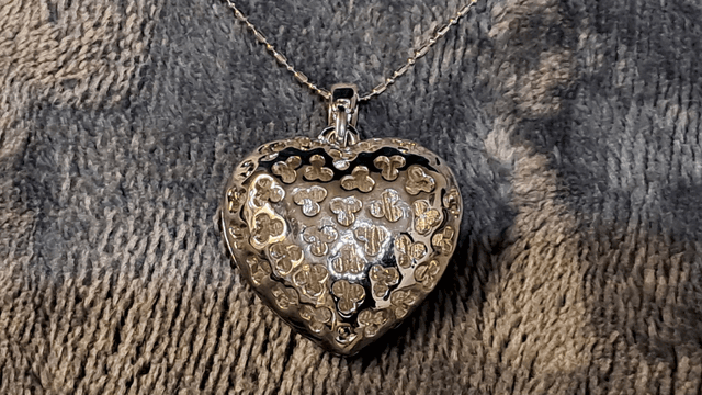 Silver Coloured Filigree Heart Pendant Necklace With Rainbow Back